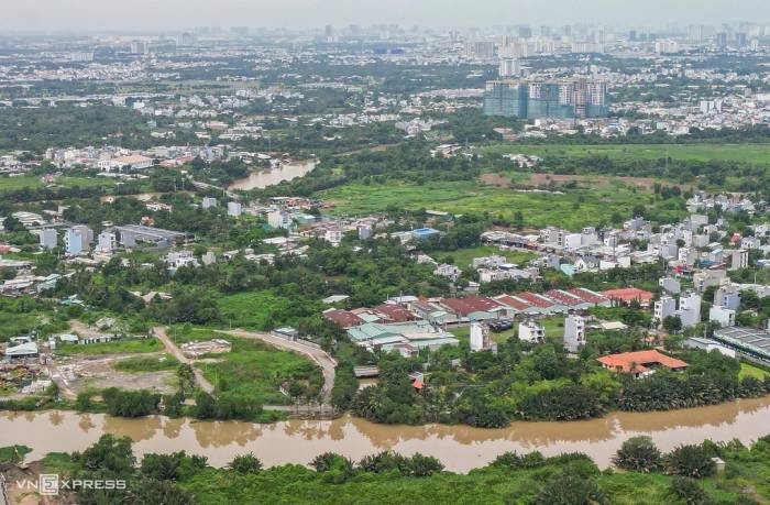 Bất động sản khu đông TP HCM. Ảnh: Quỳnh Trần