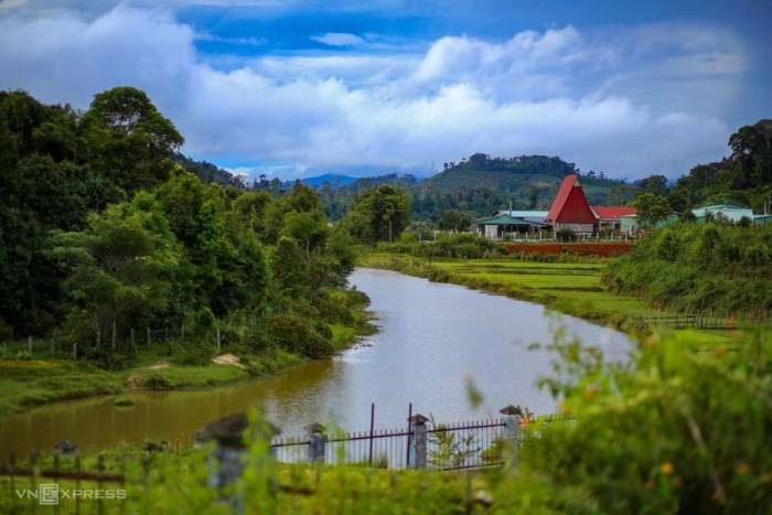 Măng Đen, điểm đến hút khách những năm gần đây. Ảnh: Đức Hòa