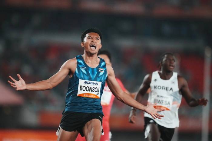 VĐV người Thái Lan Puripol Boonson thi đấu ở chung kết chạy 100m nam ASIAD 2026, trên sân Paloma Mizuho, Nagoya, Nhật Bản ngày 25/9/2026. Ảnh: AP