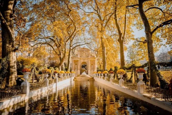 Vườn Jardin de Luxembourg, một địa điểm chụp ảnh mùa thu đẹp được nhiều du khách yêu thích tại Paris. Ảnh: Nguyễn Anh Lukas
