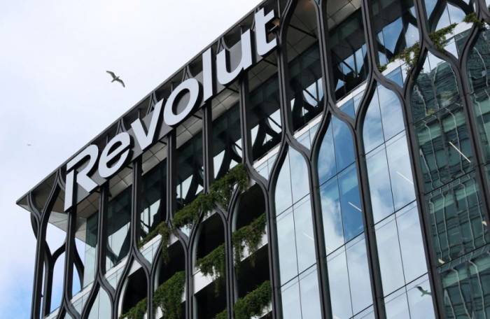 Tòa nhà trụ sở của ngân hàng số Revolut ở Canary Wharf, London, Anh ngày 16/7/2025. Ảnh: Reuters