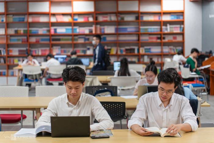 Sinh viên Đại học Kinh tế Quốc dân, tháng 3/2026. Ảnh: Hoàng Giang