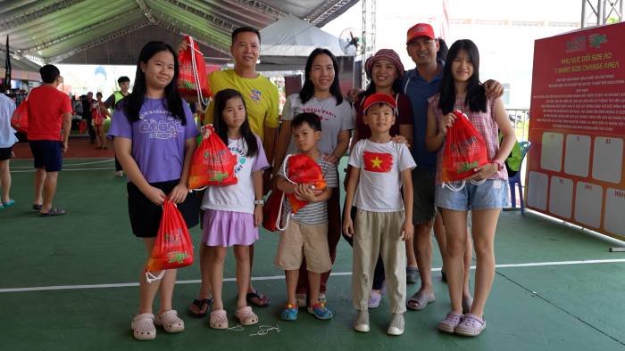 4.000 runner đổ bộ Cần Giờ nhận bib chạy HDBank Green Marathon 2026