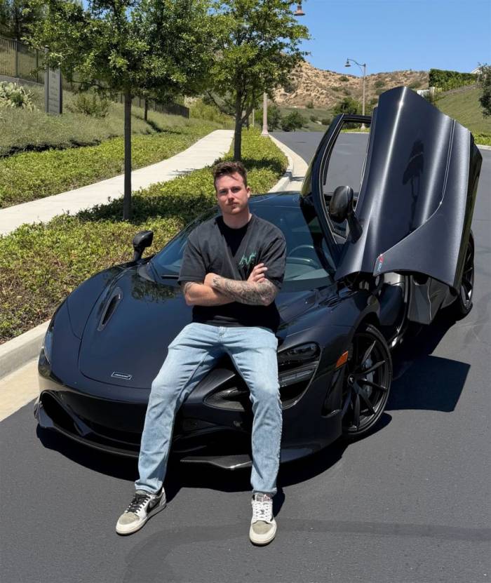 James Wehr và siêu xe McLaren. Ảnh: James Wehr