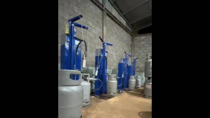 Bán hơn 42.000 bình gas giả ra thị trường, 10 người bị khởi tố