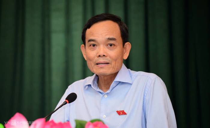 Bí thư Thành uỷ TP HCM Trần Lưu Quang trả lời cử tri chiều 24/9. Ảnh: An Phương