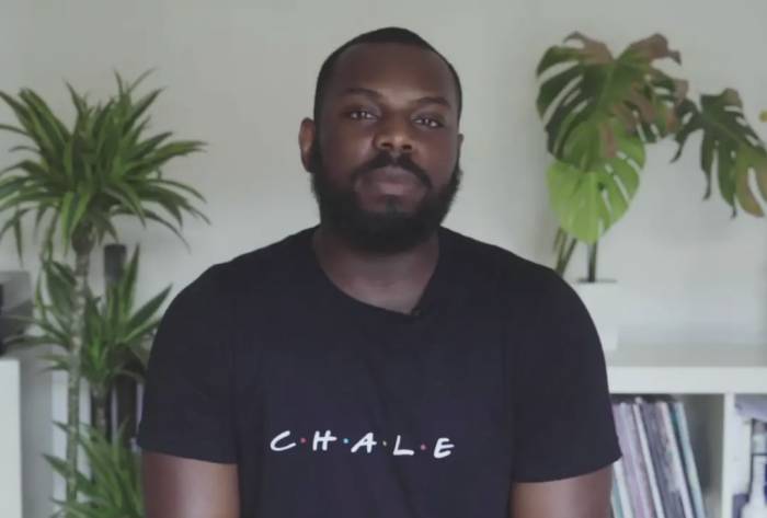Ngoại hình hiện tại của Ewumi. Ảnh: YouTube/BuzzFeed UK