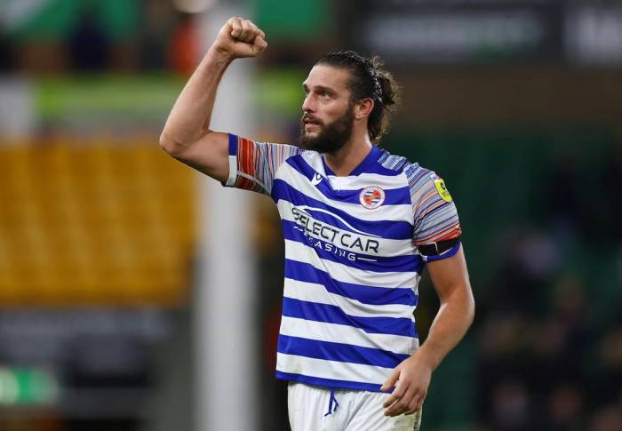 Andy Carroll ăn mừng sau trận Norwich City – Reading trên sân Carrow Road, Norwich, Anh ngày 30/12/2022. Ảnh: Reuters