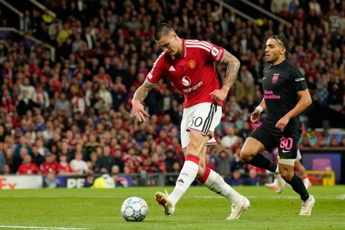 Benjamin Sesko ghi bàn thứ ba cho Man Utd trong trận đấu vòng phân hạng Champions League với Sabah FK trên sân Old Trafford, Manchester, Anh ngày 10/9/2026. Ảnh: AP