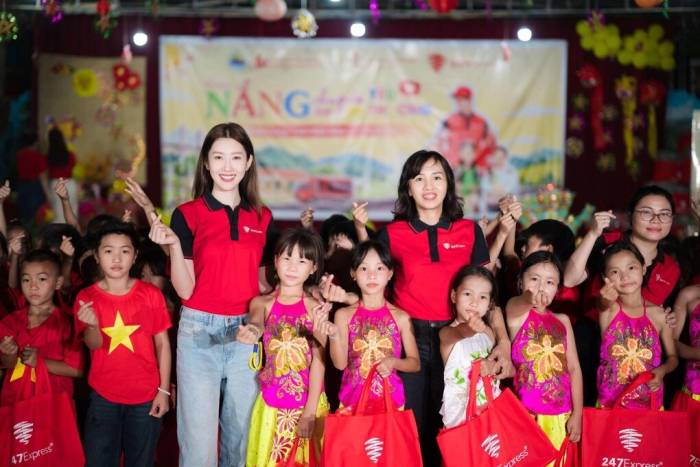 Chương trình tổ chức hoạt động Trung thu cho các em học sinh. Ảnh: 247Express