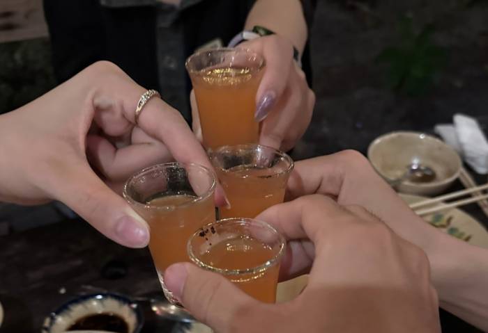 Uống rượu với lượng nhiều trong thời gian dài có liên quan đến một số chỉ dấu lão hóa sinh học. Ảnh minh họa: Ngọc Phạm