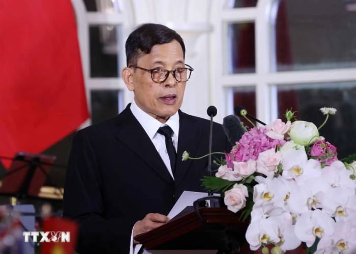 Quốc vương Thái Lan Maha Vajiralongkorn Phra Vajiraklaochaoyuhua phát biểu tại tiệc chiêu đãi tối 15/9. Ảnh: TTXVN