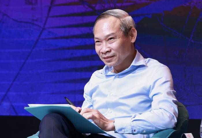 Ông Phan Đức Hiếu, Ủy viên Thường trực Ủy ban Kinh tế và Tài chính của Quốc hội, phát biểu tại hội thảo sáng 22/9. Ảnh: Vietnammoi