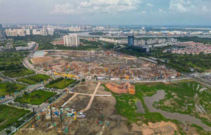 Bất động sản khu Thủ Thiêm, đoạn gần sông Sài Gòn, tháng 8/2026. Ảnh: Quỳnh Trần
