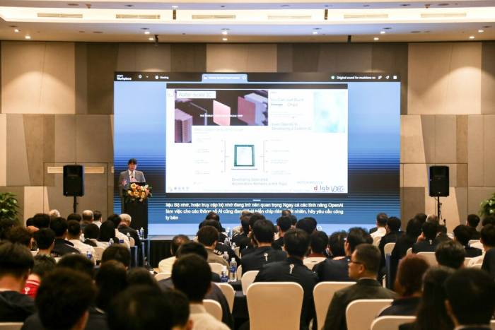 VJSS 2026 quy tụ hơn 150 chuyên gia, nhà quản lý trong lĩnh vực bán dẫn Việt Nam, Nhật Bản. Ảnh: VJU