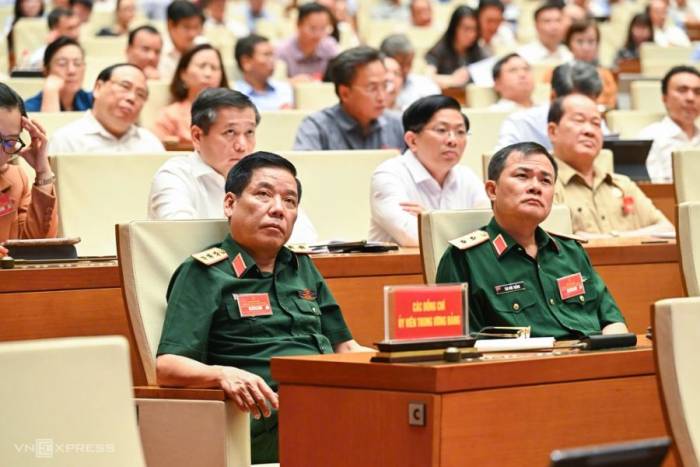 Đại biểu tham dự hội nghị tại phòng họp Diên Hồng, Nhà Quốc hội. Ảnh: Giang Huy