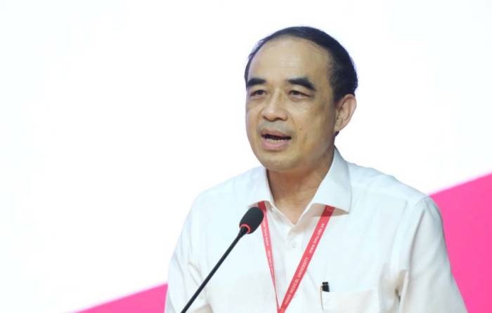 GS Nguyễn Hữu Tú, Hiệu trưởng trường Đại học Y Hà Nội, phát biểu tại Match Day chiều 9/9. Ảnh: Dương Tâm