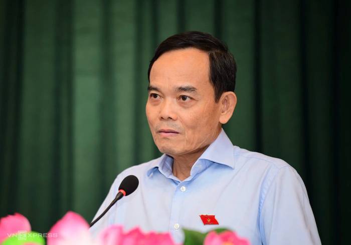 Bí thư Thành ủy Trần Lưu Quang tại buổi tiếp xúc cử tri, chiều 24/9. Ảnh: Lê Tuyết