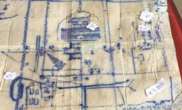 Tấm bản đồ được anh Liu, 50 tuổi vẽ lại qua ký ức 36 năm trước. Ảnh: Sohu