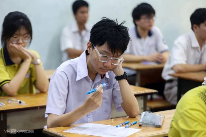 Học sinh thi tốt nghiệp tại TP HCM, tháng 6/2026. Ảnh: Quỳnh Trần