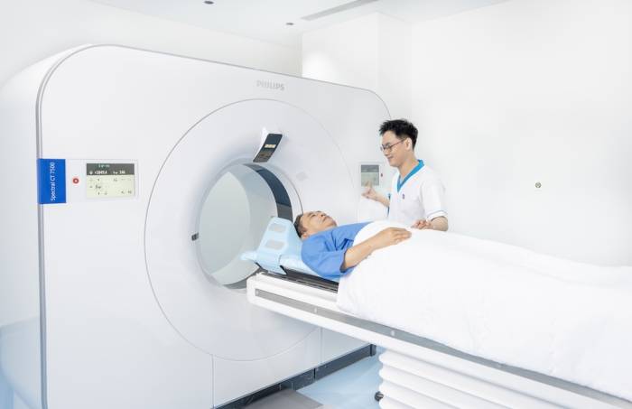 Chụp CT cho bệnh nhân. Ảnh: Bệnh viện cung cấp