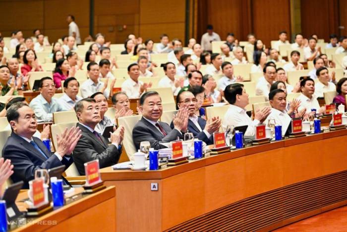 Tổng Bí thư, Chủ tịch nước Tô Lâm, Thủ tướng Lê Minh Hưng, Chủ tịch Quốc hội Trần Thanh Mẫn cùng lãnh đạo, nguyên lãnh đạo Đảng, Nhà nước dự hội nghị. Ảnh: Giang Huy