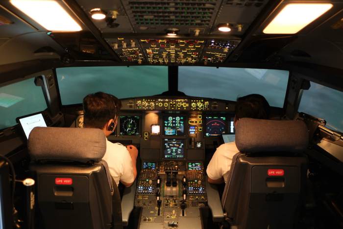 Buồng lái trên chuyên cơ của Vietnam Airlines. Ảnh: Vietnam Airlines