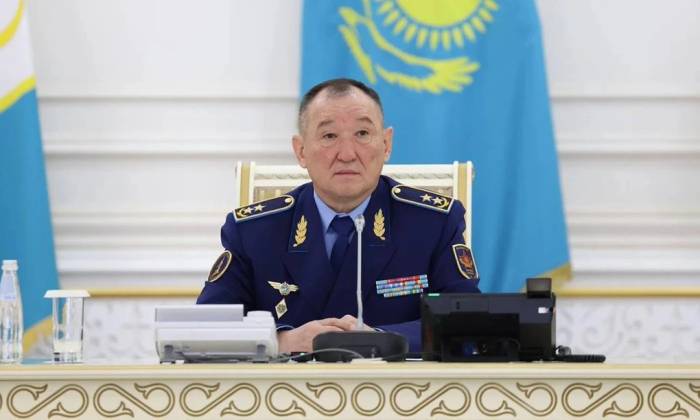 Bộ trưởng Quốc phòng Kazakhstan Dauren Kosanov trong ảnh đăng năm 2025. Ảnh: Axar