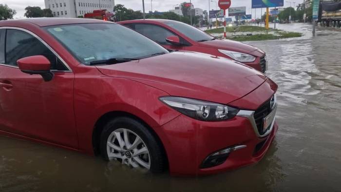 Vì sao Vinh nhanh hết ngập sau trận mưa 399 mm