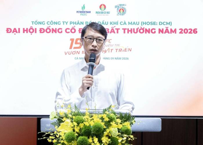 Ông Trần Hồng Nam, Thành viên HĐTV Petrovietnam phát biểu tại Đại hội. Ảnh: PVCFC