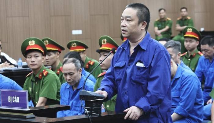 Cựu Viện trưởng Pháp y tâm thần trung ương - Trần Văn Trường tại tòa. Ảnh:Danh Lam