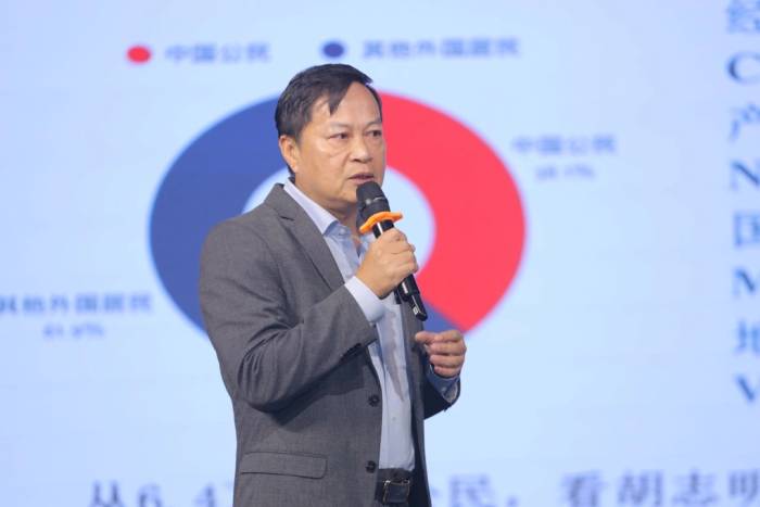 Ông Dương Khai Dũng phát biểu tại toạ đàm. Ảnh: BTC