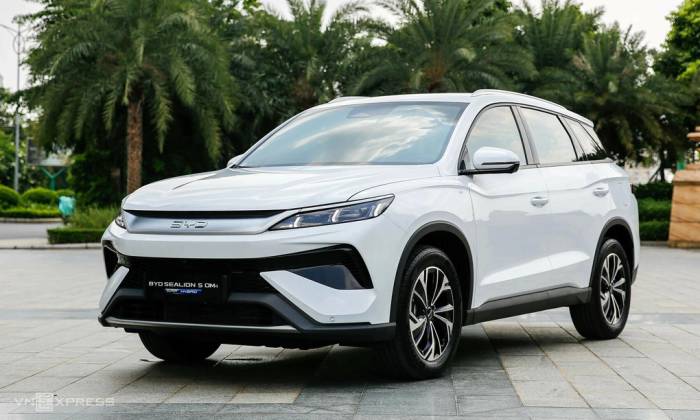BYD Sealion 5 - xe hybrid sạc ngoài nhập khẩu Thái Lan vừa ra mắt khách Việt. Ảnh: Lương Dũng