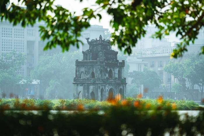 Hà Nội mùa thu. Ảnh: Lê Trọng Lộc