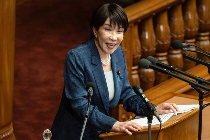 Thủ tướng Nhật Bản phát biểu chính sách trước quốc hội ngày 5/10. Ảnh: AFP