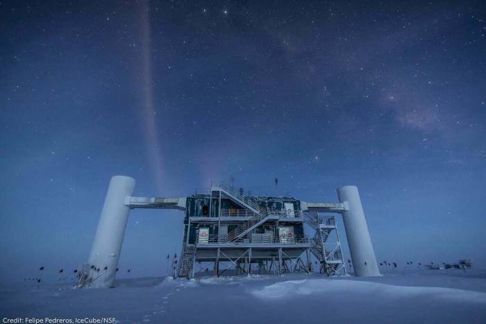 Đài nghiên cứu Neutrino IceCub. Ảnh: Felipe Pedreros/NSF/IceCube
