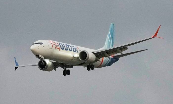 Máy bay flydubai tiếp cận sân bay quốc tế Ben Gurion ở Israel hôm 30/9. Ảnh: AP