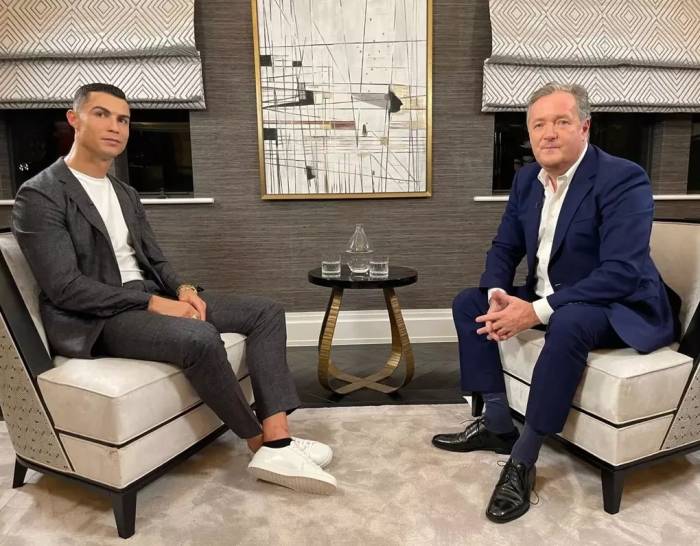 Ronaldo trong cuộc trả lời phỏng vấn dài 90 phút với Piers Morgan năm 2022. Ảnh: The Sun