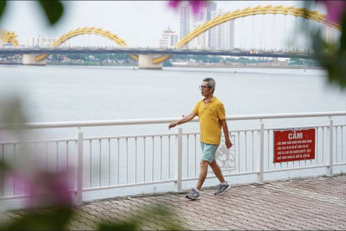 Tập luyện dồn dập khi cơ thể chưa kịp thích nghi là nguyên nhân hàng đầu gây quá tải khớp. Ảnh minh họa: Nguyễn Đông
