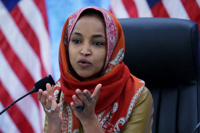 Bà Omar phát biểu tại một phiên điều trần ở quốc hội hồi tháng 2. Ảnh: AFP