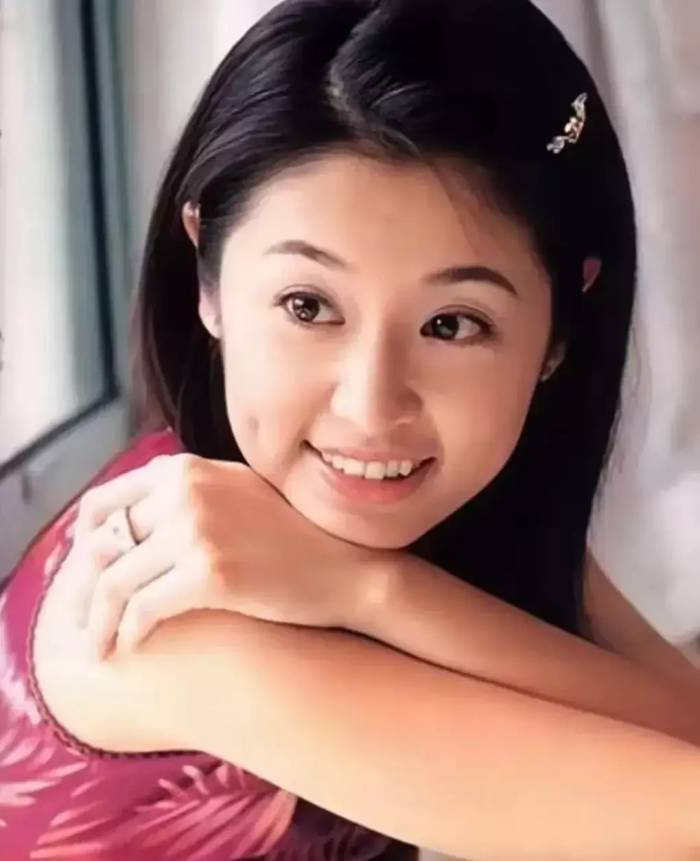 Lâm Tâm Như thời mới vào nghề. Ảnh: Weibo