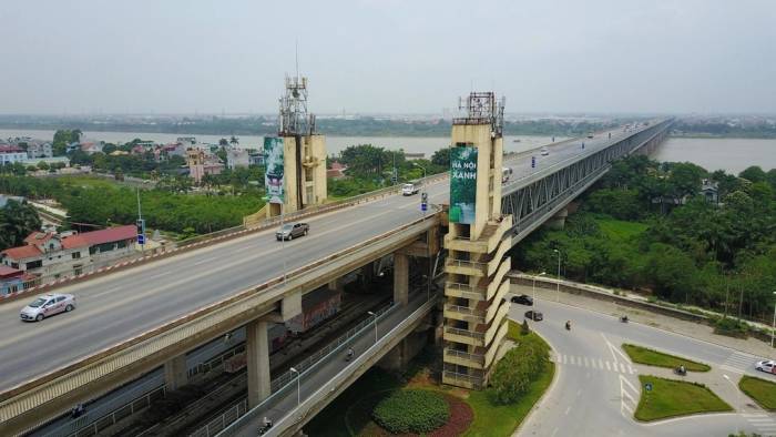 Cầu Thăng Long. Ảnh: Nhật Quang