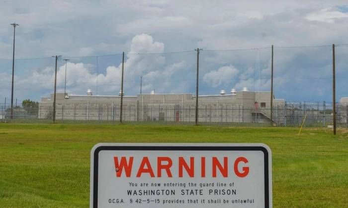 Biển cảnh báo bên ngoài nhà tù bang Washington ở thị trấn Davisboro, bang Georgia. Ảnh: GPB