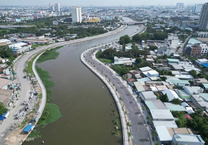 Một đoạn kênh Tham Lương - Bến Cát qua khu vực Gò Vấp (cũ) đang được cải tạo, tháng 8/2026. Ảnh: Giang Anh