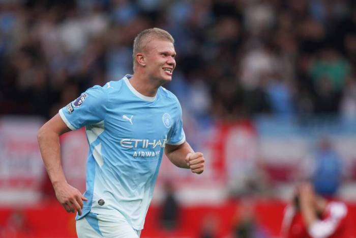 Erling Haaland chia vui sau trận Man Utd gặp Man City tại Ngoại hạng Anh ở Old Trafford, Manchester, Anh, ngày 13/9/2026. Ảnh: AP