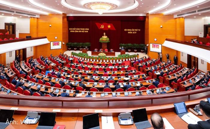 Phiên khai mạc Hội nghị Trung ương 4 khóa 14, sáng 5/10. Ảnh: VGP