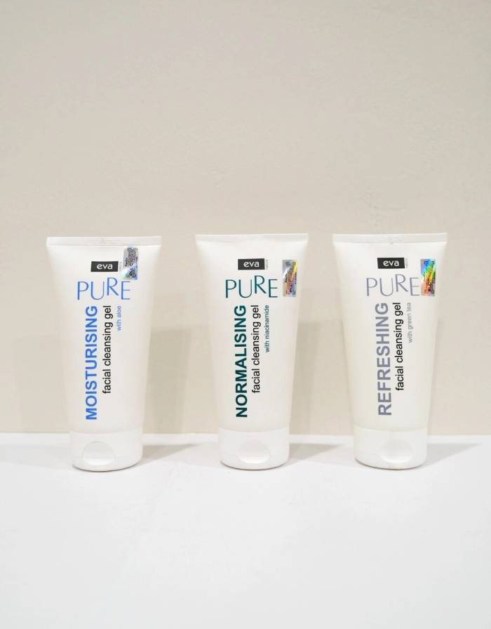 Ba phiên bản sữa rửa mặt Eva Natura Pure được phát triển theo những đặc điểm và trải nghiệm làm sạch khác nhau. Ảnh: EUPC Group