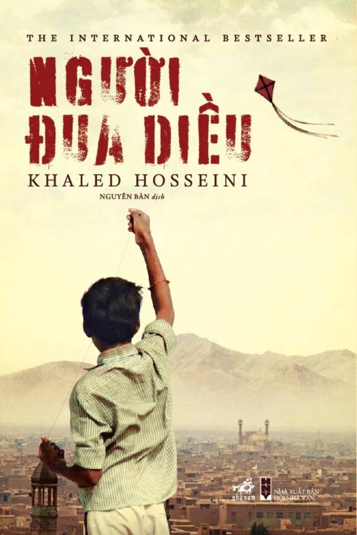 Tác phẩm của tiểu thuyết gia Afghanistan Khaled Hosseini được báo chí phương Tây ngợi ca là Một bức họa rực rỡ về Afghanistan ba mươi năm trước. Ảnh: Nhã Nam
