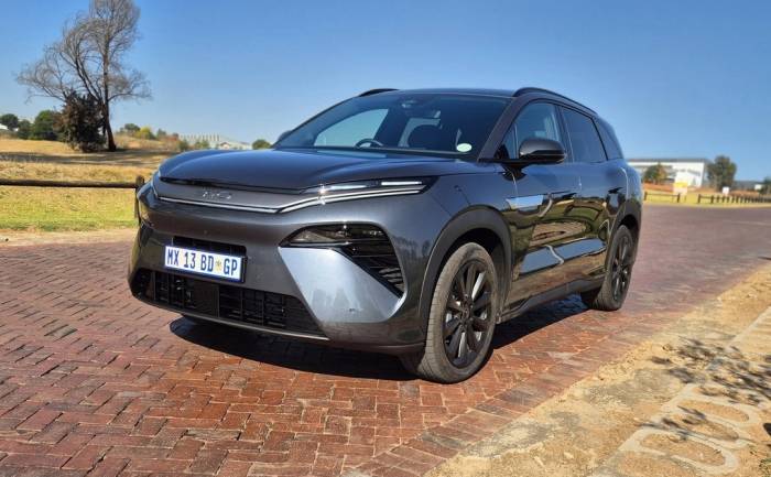 Mẫu SUV PHEV BYD ATTO 8 ra mắt tvào tháng 4/2026 ại thị trường Cộng hòa Nam Phi. Ảnh: Businessday