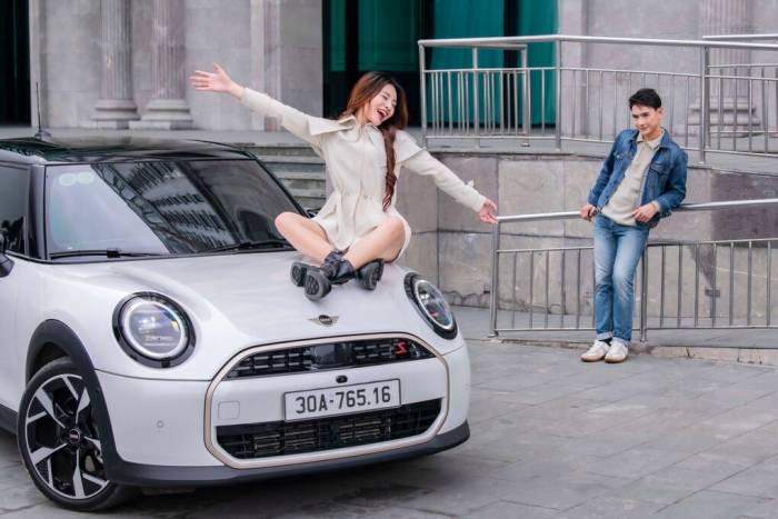 MINI Cooper hướng đến nhóm người dùng trẻ, cá tính, thường xuyên di chuyển trong đô thị. Ảnh: Thaco Auto